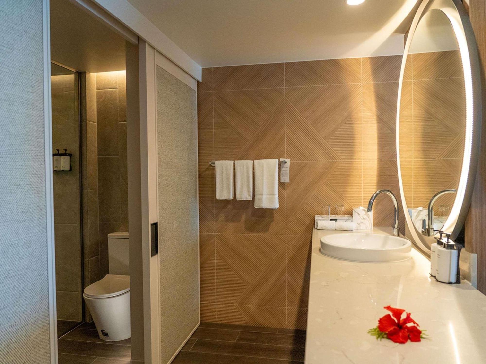 Luxury King Room